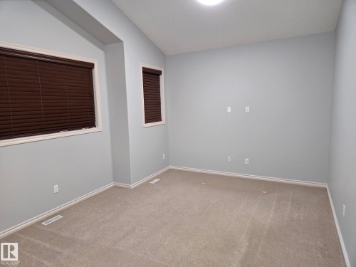 6723 19 Avenue, Edmonton, AB - Indoor Photo Showing Other Room