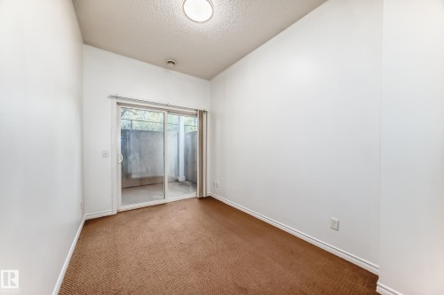 102 3010 33 Avenue Nw, Edmonton, AB - Indoor Photo Showing Other Room