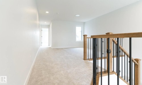 3230 Dixon Way, Edmonton, AB - Indoor Photo Showing Other Room