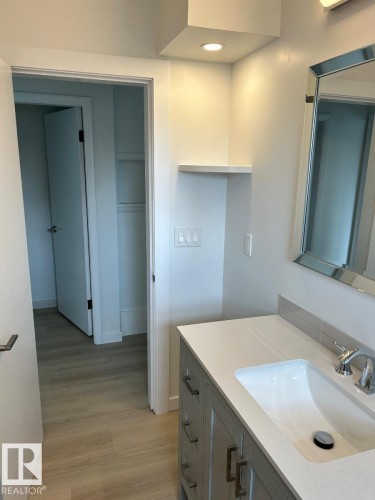 14 O'Brien Drive, Fort Saskatchewan, AB - Indoor Photo Showing Bathroom