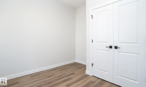 3026 Dixon Landing, Edmonton, AB - Indoor Photo Showing Other Room