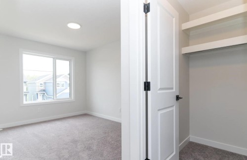 3026 Dixon Landing, Edmonton, AB - Indoor Photo Showing Other Room