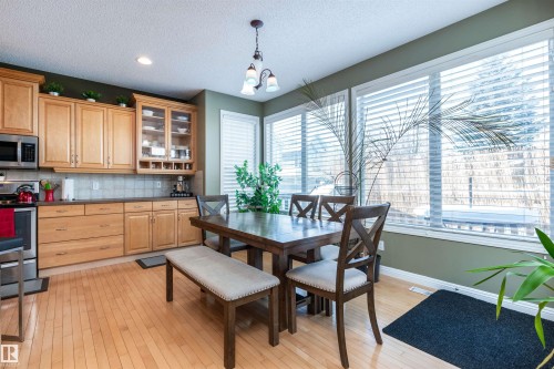446 Sparling Court, Edmonton, AB - Indoor Photo Showing Kitchen With Double Sink