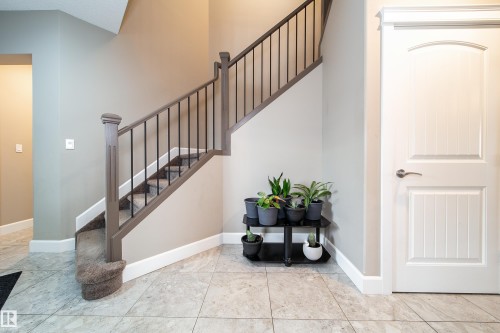 3203 Winspear Crescent, Edmonton, AB - Indoor Photo Showing Other Room