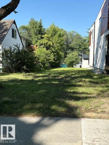 9230 117 Street Nw, Edmonton, AB 