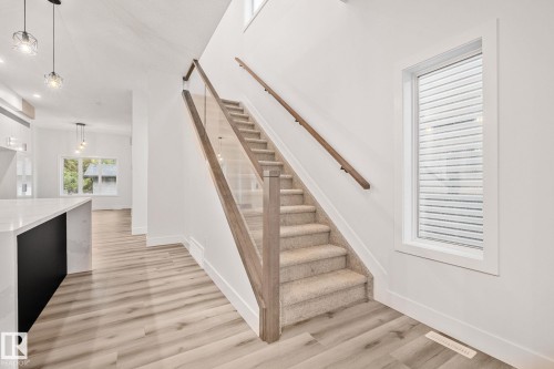 11032 128 Street, Edmonton, AB - Indoor Photo Showing Other Room