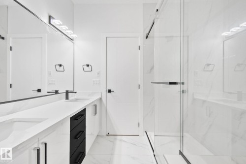 11032 128 Street, Edmonton, AB - Indoor Photo Showing Other Room