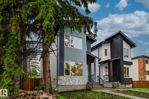 11032 128 Street, Edmonton, AB - Outdoor