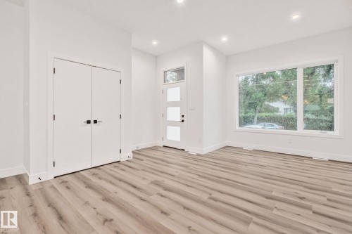 11032 128 Street, Edmonton, AB - Indoor Photo Showing Other Room