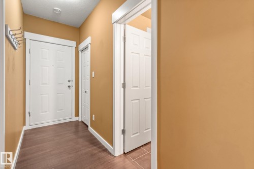 514 10518 113 Street, Edmonton, AB - Indoor Photo Showing Other Room