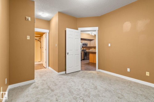514 10518 113 Street, Edmonton, AB - Indoor Photo Showing Other Room