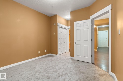 514 10518 113 Street, Edmonton, AB - Indoor Photo Showing Other Room
