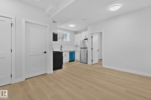 12715 114 Street, Edmonton, AB - Indoor Photo Showing Other Room