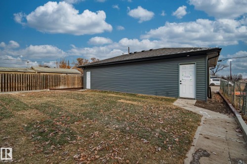 12715 114 Street, Edmonton, AB - Outdoor