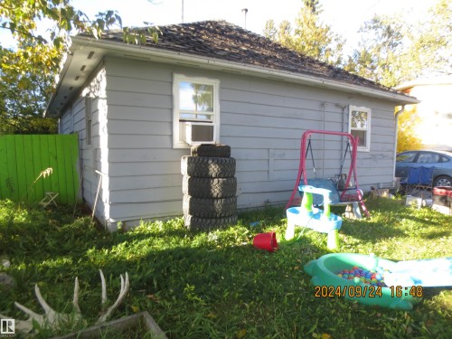 4619 4 Avenue, Edson, AB - Outdoor