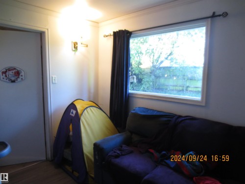 4619 4 Avenue, Edson, AB - Indoor