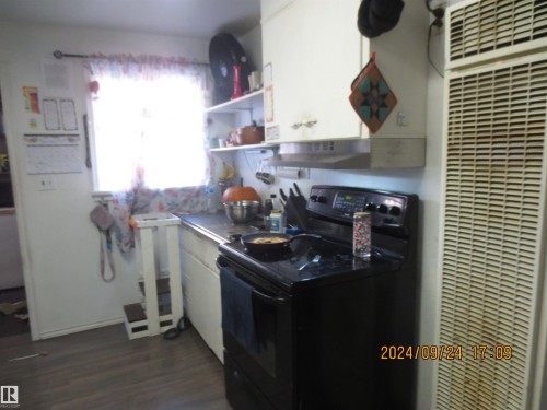 4619 4 Avenue, Edson, AB - Indoor