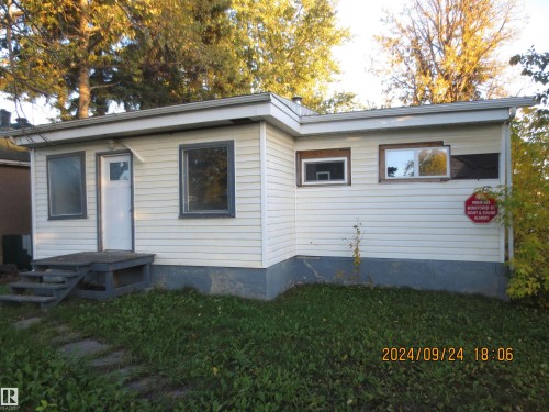 4615 4 Avenue, Edson, AB - Outdoor