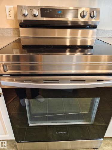 209 7511 171 Street, Edmonton, AB - Indoor Photo Showing Kitchen