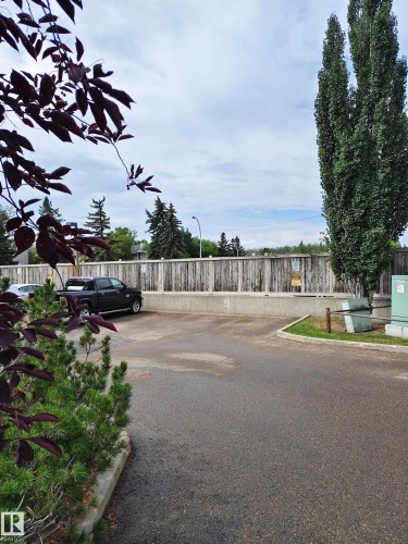 209 7511 171 Street, Edmonton, AB - Outdoor