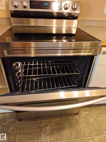 209 7511 171 Street, Edmonton, AB - Indoor