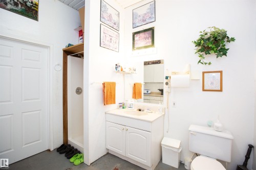 #2-26412 Twp Rd 594, Rural Westlock County, AB - Indoor Photo Showing Bathroom