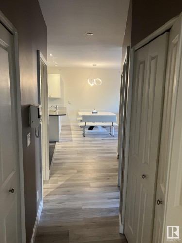 405 11415 100 Avenue, Edmonton, AB - Indoor Photo Showing Other Room