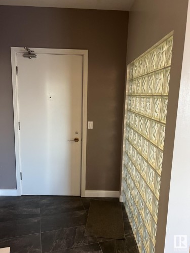 405 11415 100 Avenue, Edmonton, AB - Indoor Photo Showing Other Room