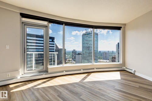 2303 10152 104 Street, Edmonton, AB - Indoor