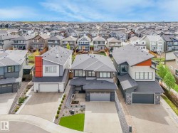 2227 KELLY Crescent  Edmonton, AB T6W 3R8