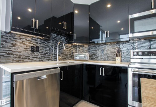 2003 10238 103 Street, Edmonton, AB - Indoor Photo Showing Kitchen With Upgraded Kitchen