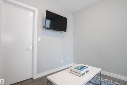 2003 10238 103 Street, Edmonton, AB - Indoor Photo Showing Other Room