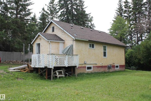 109 Main Road, Derwent, AB - Outdoor