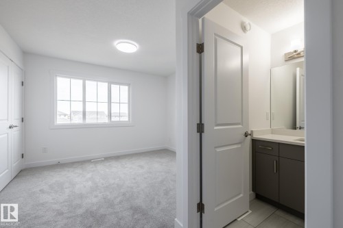 14 7110 Keswick Common, Edmonton, AB - Indoor Photo Showing Other Room