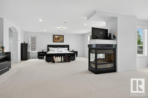 1128 119 Street, Edmonton, AB - Indoor