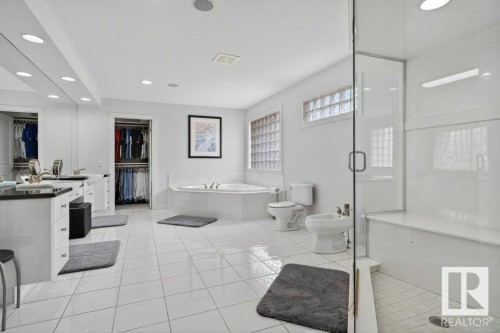 1128 119 Street, Edmonton, AB - Indoor Photo Showing Bathroom