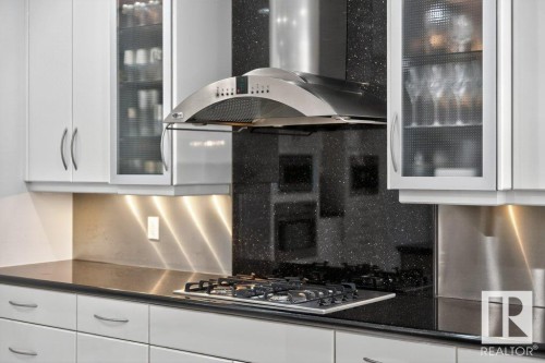 1128 119 Street, Edmonton, AB - Indoor Photo Showing Kitchen With Upgraded Kitchen