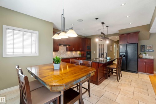 17440 119 Street, Edmonton, AB - Indoor Photo Showing Dining Room