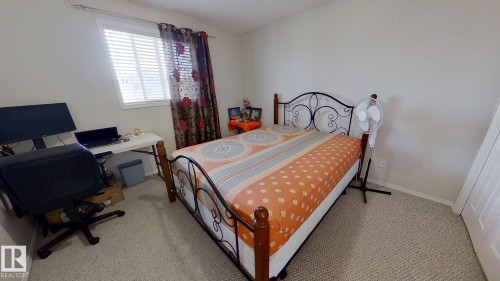 3311 21 Street, Edmonton, AB - Indoor Photo Showing Bedroom