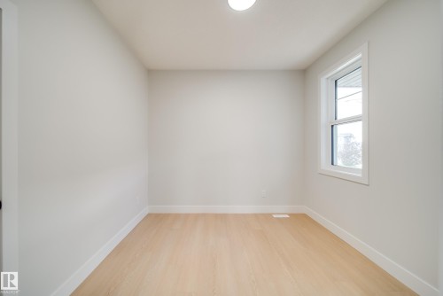 8824 183 Avenue, Edmonton, AB - Indoor Photo Showing Other Room