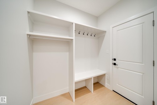 8824 183 Avenue, Edmonton, AB - Indoor