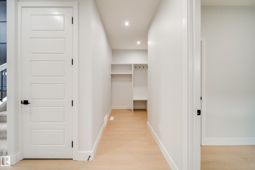 8824 183 Avenue, Edmonton, AB - Indoor Photo Showing Other Room