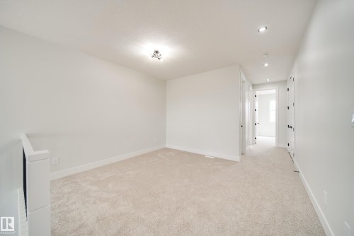 8824 183 Avenue, Edmonton, AB - Indoor Photo Showing Other Room