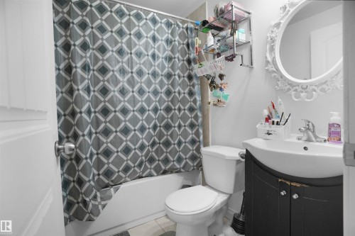 1932 51 Street, Edmonton, AB - Indoor Photo Showing Bathroom