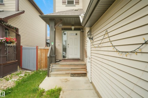 1932 51 Street, Edmonton, AB - Outdoor