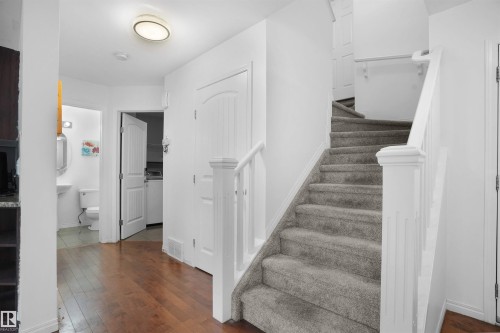 1932 51 Street, Edmonton, AB - Indoor Photo Showing Other Room