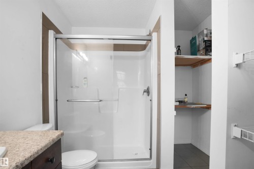 1932 51 Street, Edmonton, AB - Indoor Photo Showing Bathroom