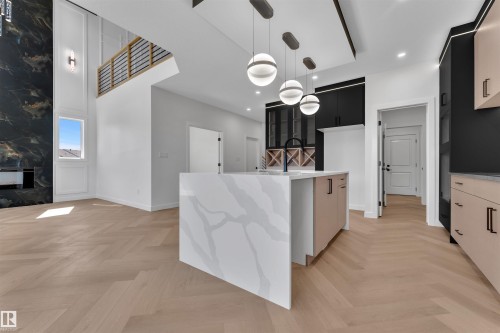 127 Lilac Close, Leduc, AB - Indoor Photo Showing Kitchen