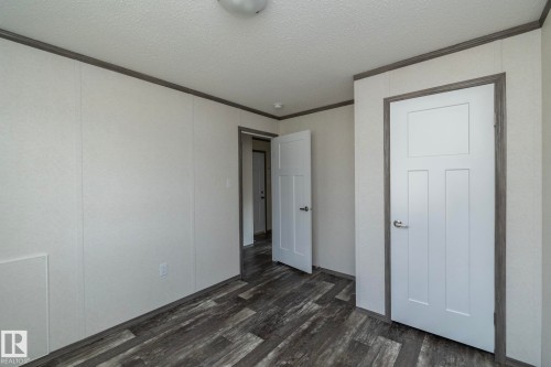 74 Willow Park Estates, Leduc, AB - Indoor Photo Showing Other Room