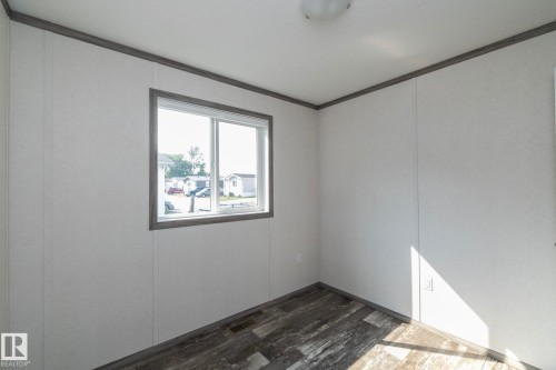 74 Willow Park Estates, Leduc, AB - Indoor Photo Showing Other Room